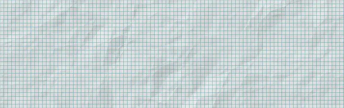 Estudiantes mirando exámenes de matemáticas con gesto preocupado